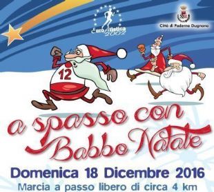 .a spasso con Babbo Natale